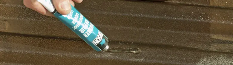 Glue application on plastic surface