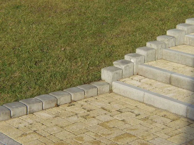 Paved steps and curb